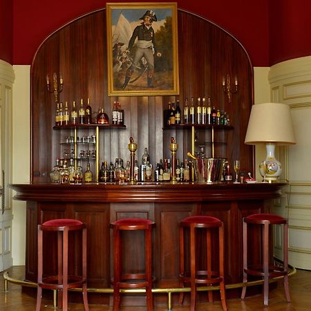 Chateau Colbert Maulévrier 外观 照片