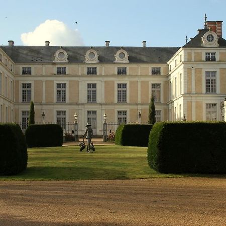 Chateau Colbert Maulévrier 外观 照片